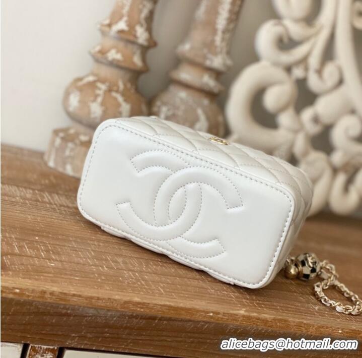 Super Quality CHANEL VANITY WITH CHAIN 81242 white