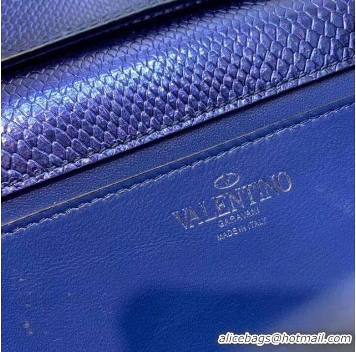 Shop Promotional VALENTINO Loco Crystal bag 2B0K30 dark blue