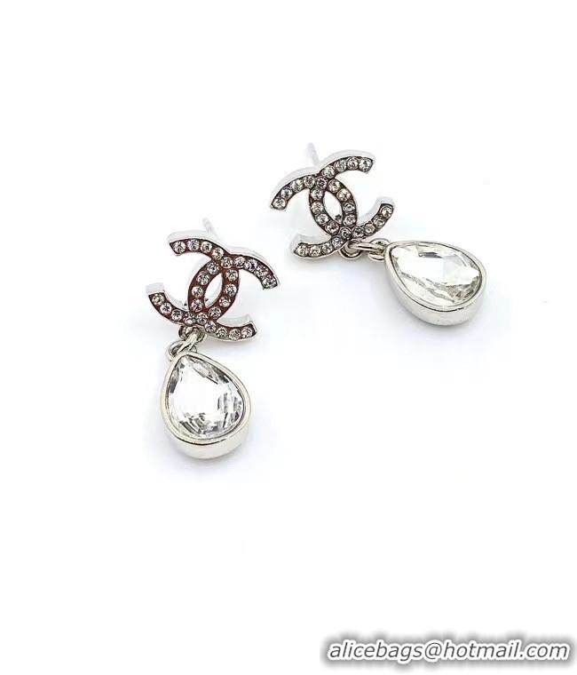 Luxurious Chanel Earrings CE7661