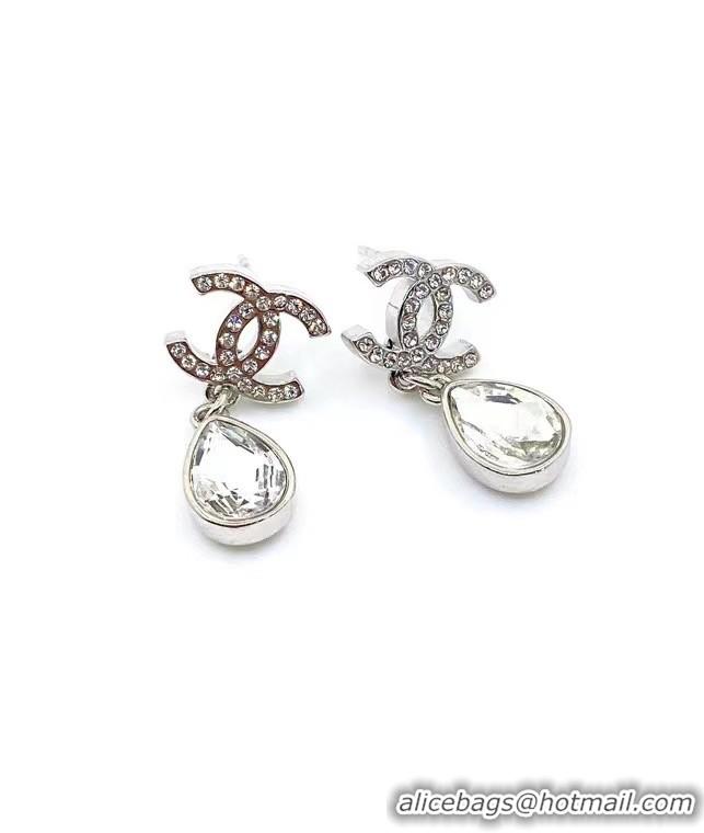 Luxurious Chanel Earrings CE7661