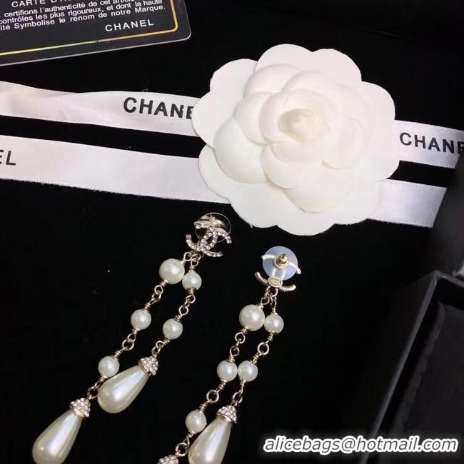 Stylish Chanel Earrings CE7665