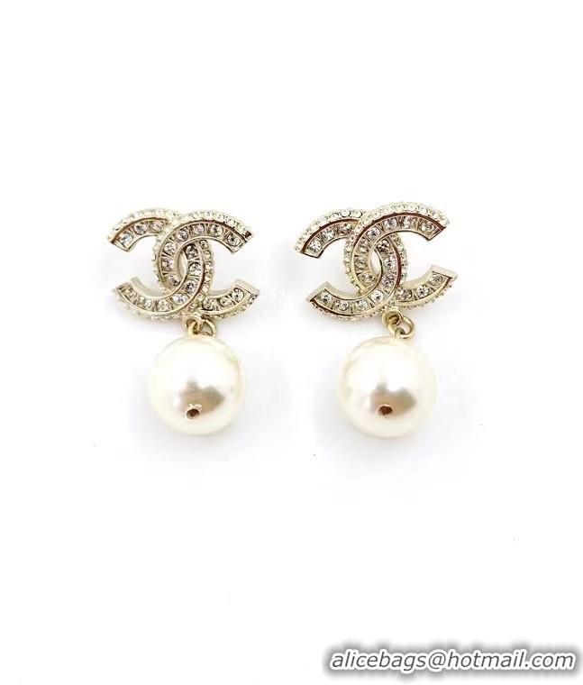 Good Quality Chanel Earrings CE7676