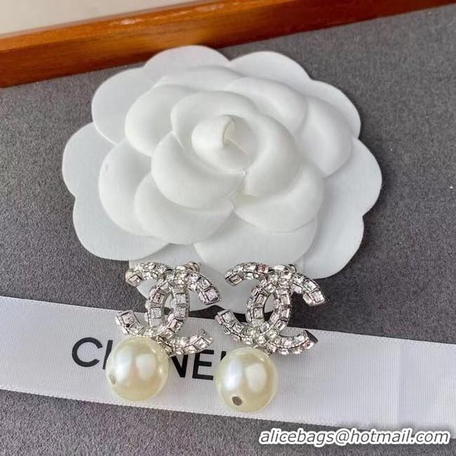 Luxury Cheap Chanel Earrings CE7813