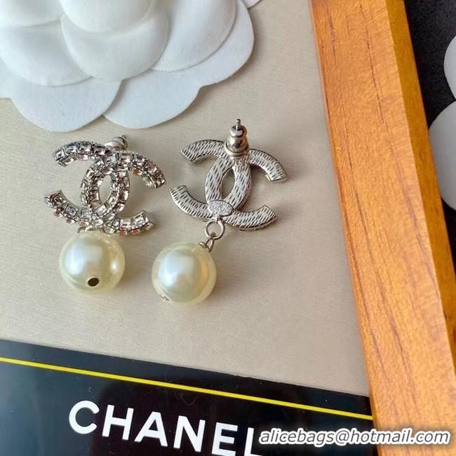 Luxury Cheap Chanel Earrings CE7813