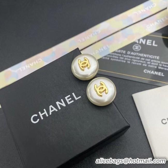 Stylish Chanel Earrings CE7822