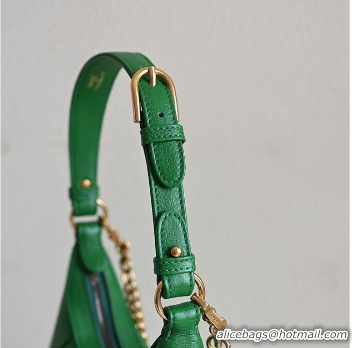 Well Crafted Gucci Aphrodite small shoulder bag 731817 green