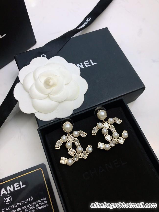 Comfortable Chanel Earrings CE7905