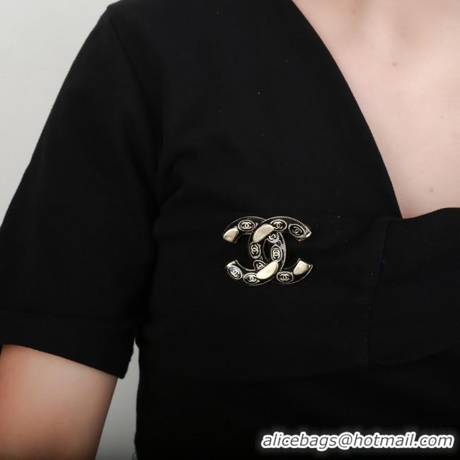 Best Grade Chanel Brooch CE7967