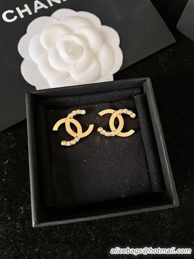 Stylish Chanel Earrings CE7969