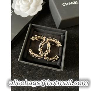 Charming Chanel Brooch CE7970