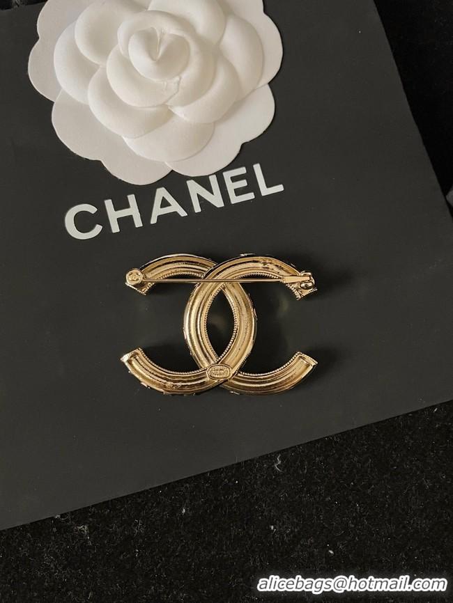 Charming Chanel Brooch CE7970