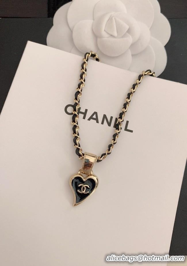 Sophisticated Chanel Necklace CE7981