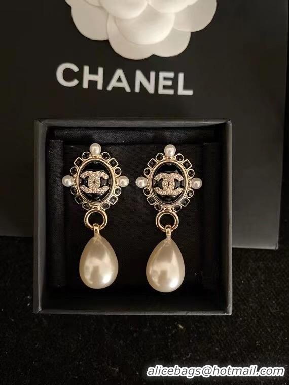 Sophisticated Chanel Earrings CE7800