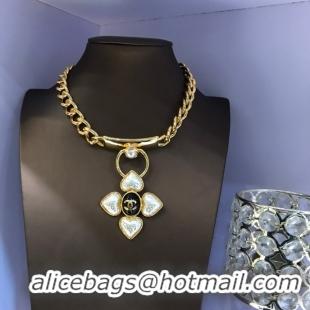 Comfortable Chanel Necklace CE8014