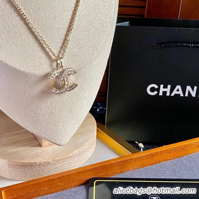 Luxury Chanel Necklace CE8048