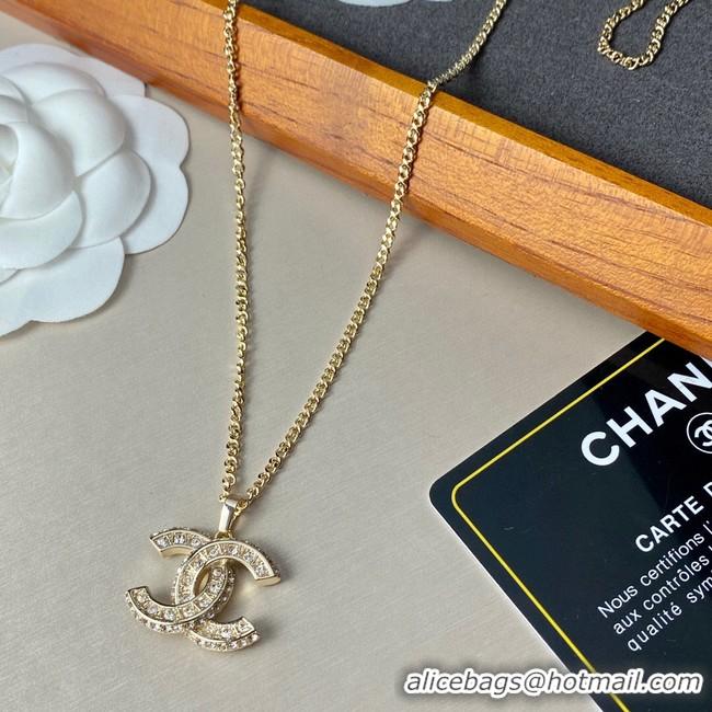 Luxury Chanel Necklace CE8048