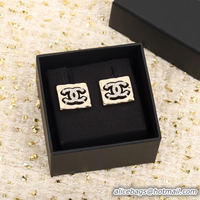 Stylish Chanel Earrings CE8054