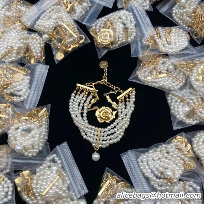 Purchase Chanel Necklace CE8068