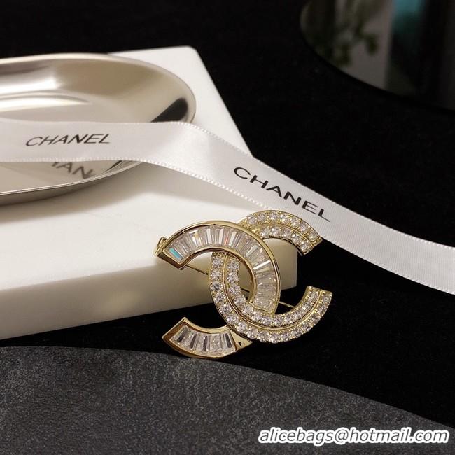 Sumptuous Chanel Brooch CE8112