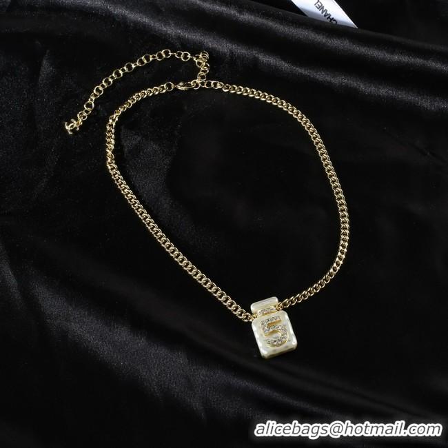 Best Grade Chanel Necklace CE8123