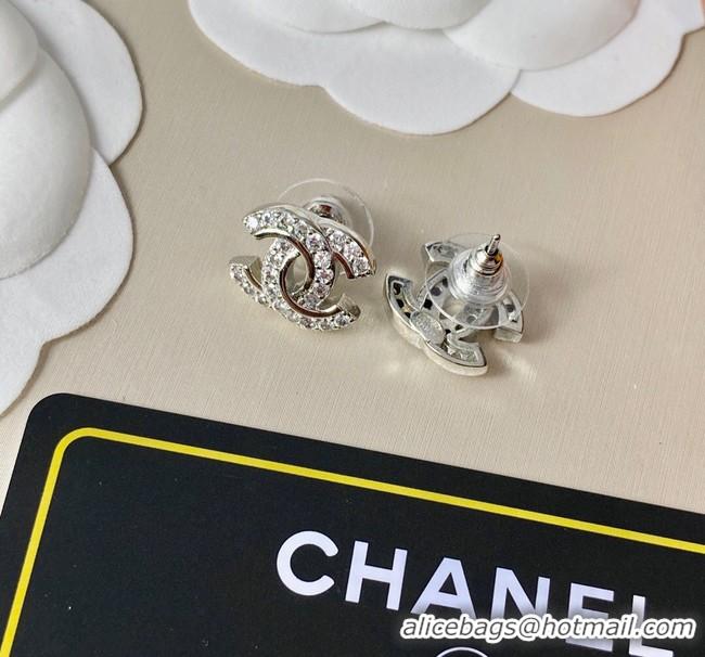 Trendy Design Chanel Earrings CE8134