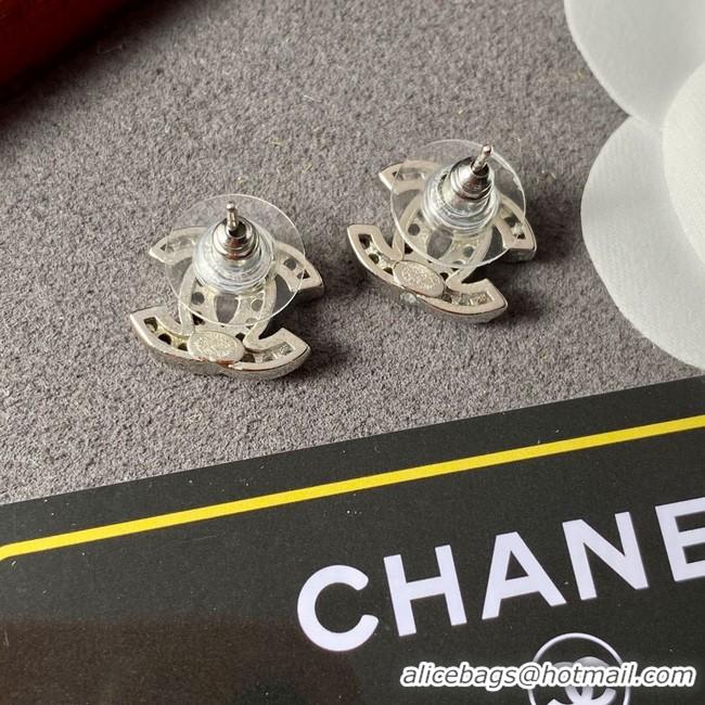 Trendy Design Chanel Earrings CE8134