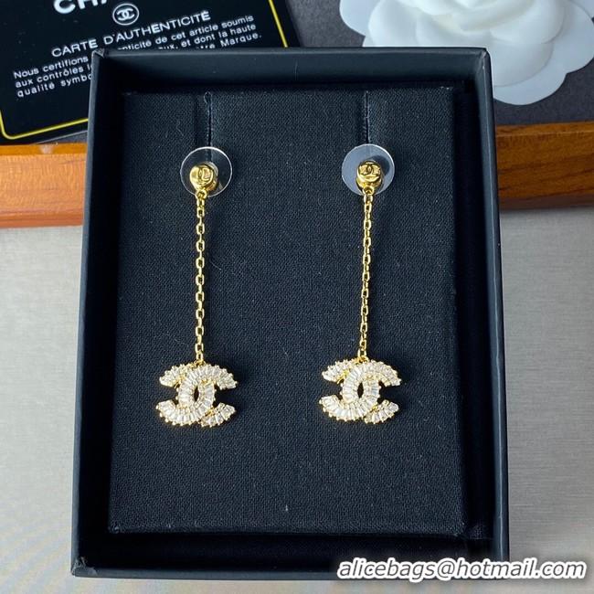 Luxurious Chanel Earrings CE8139