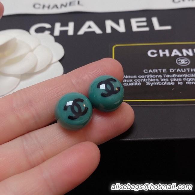 Luxurious Chanel Earrings CE8325