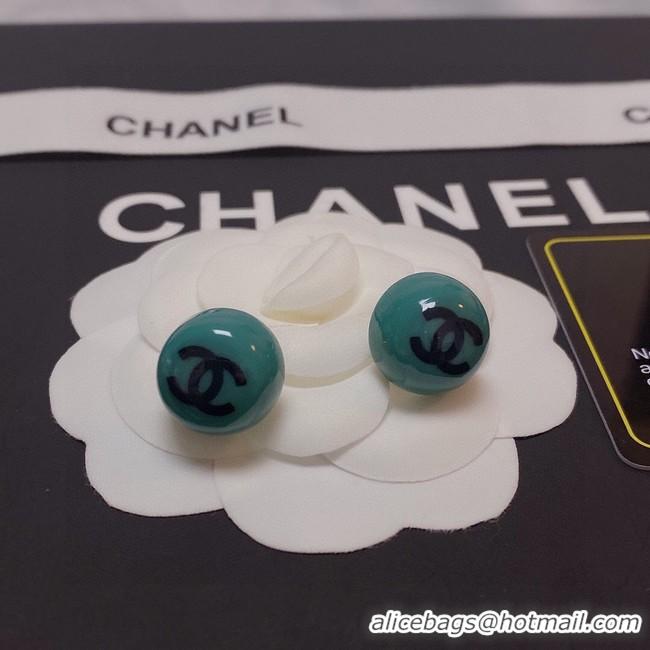 Luxurious Chanel Earrings CE8325