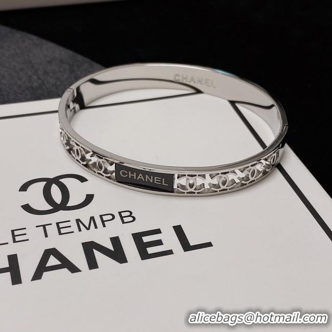 Luxury Discount Chanel Bracelet CE8330