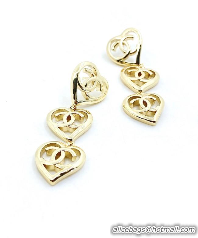 Sophisticated Chanel Earrings CE8336