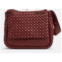 Top Grade Bottega Veneta Small padded intreccio leather shoulder bag 709418 Bordeaux