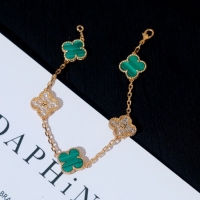 Stylish Van Cleef & Arpels Bracelet CE9145