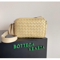 Shop Promotional Bottega Veneta camera bag A66655 apricot