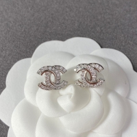 Trendy Design Chanel Earrings CE8134