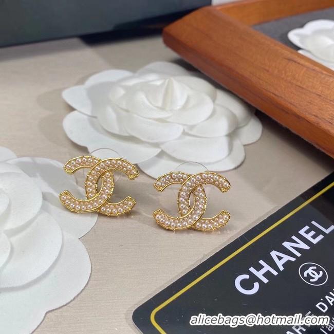 Classic Practical Chanel Earrings CE8416