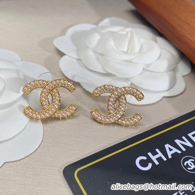 Classic Practical Chanel Earrings CE8416