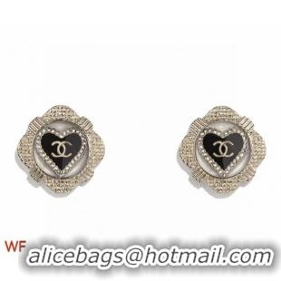 Stylish Chanel Earrings CE8422