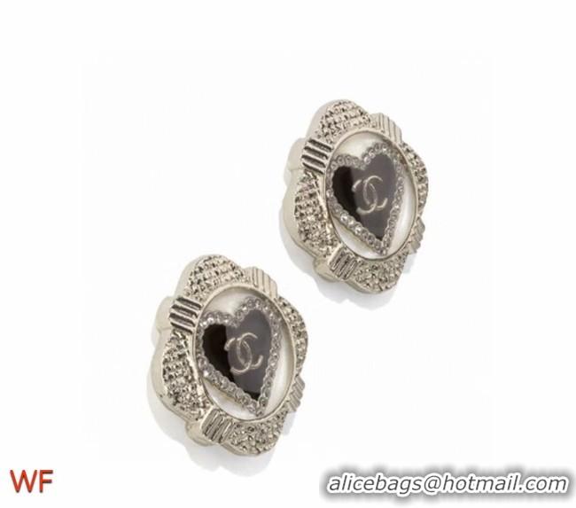 Stylish Chanel Earrings CE8422