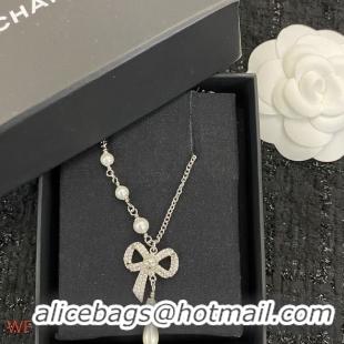 Comfortable Chanel Necklace CE8425