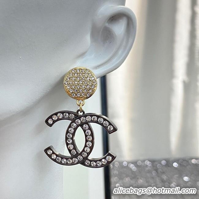 Purchase Chanel Earrings CE8439