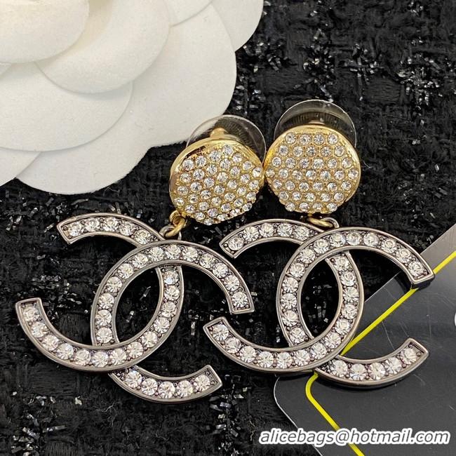 Purchase Chanel Earrings CE8439