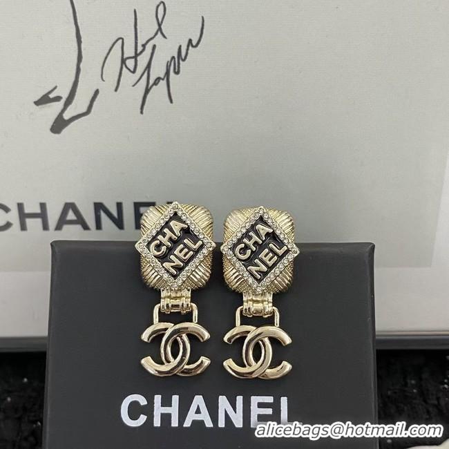 Modern Chanel Earrings CE8521