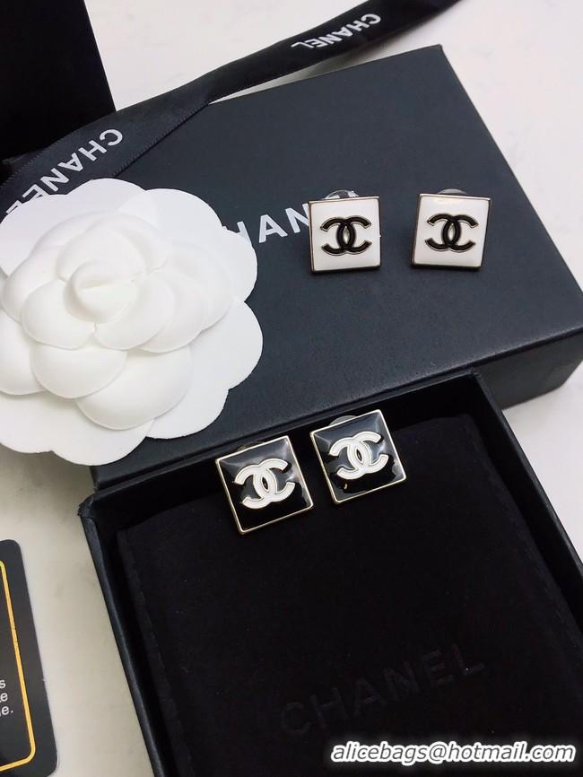 Purchase Chanel Earrings CE8527