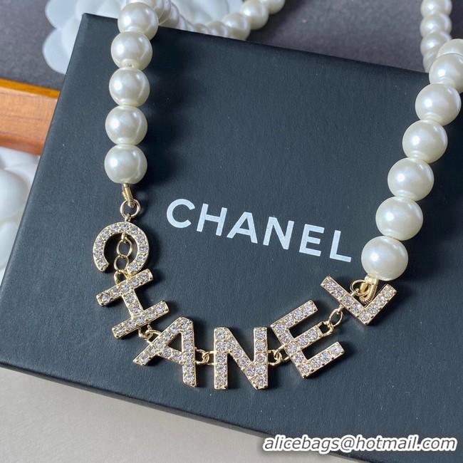 Luxurious Chanel Necklace CE8541