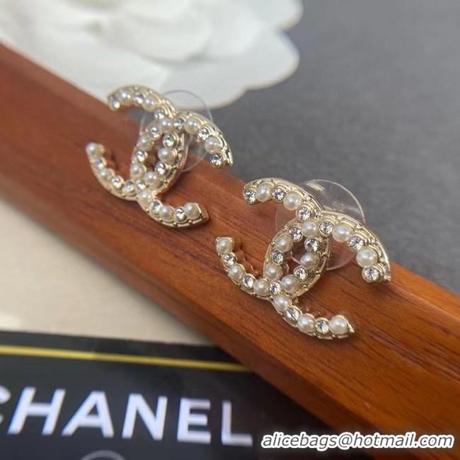 Luxurious Chanel Earrings CE8598