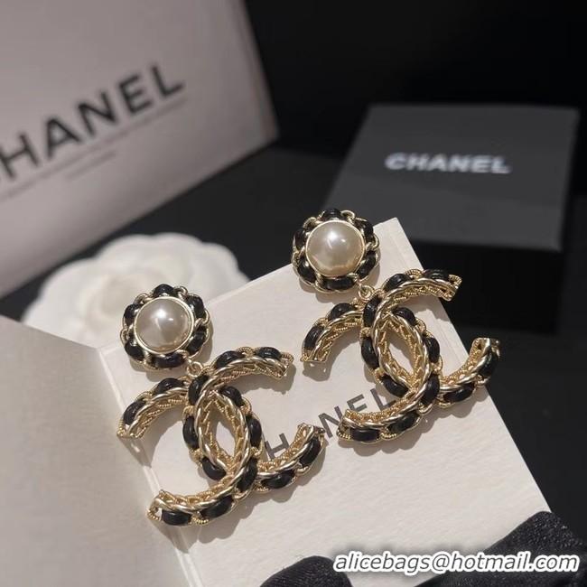 Stylish Chanel Earrings CE8603