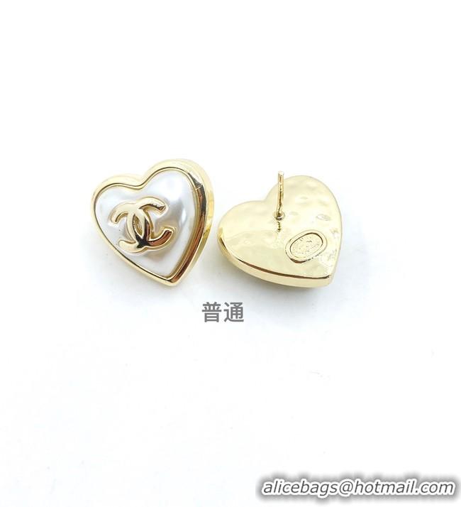 Stylish Chanel Earrings CE8635