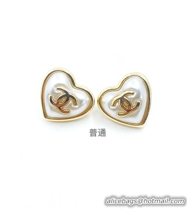 Stylish Chanel Earrings CE8635