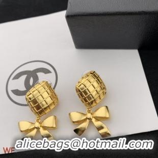 Good Looking Chanel Earrings CE8685